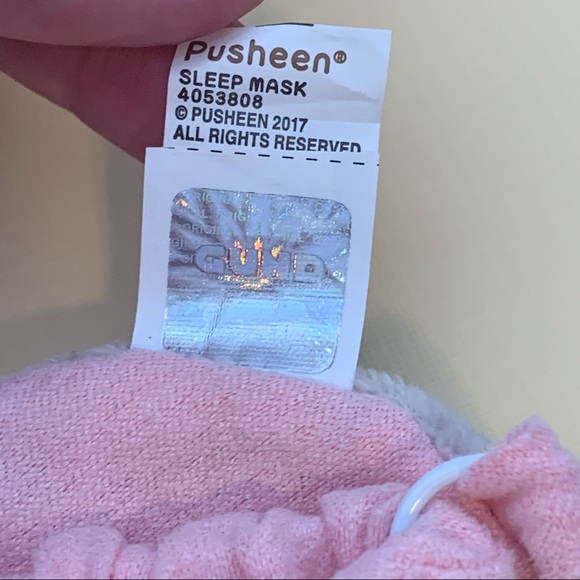 Pusheen Cat Eye Mask & Illustrated Pusheen the Cat Book Bundle Kawaii Gift Set - Picture 13 of 16